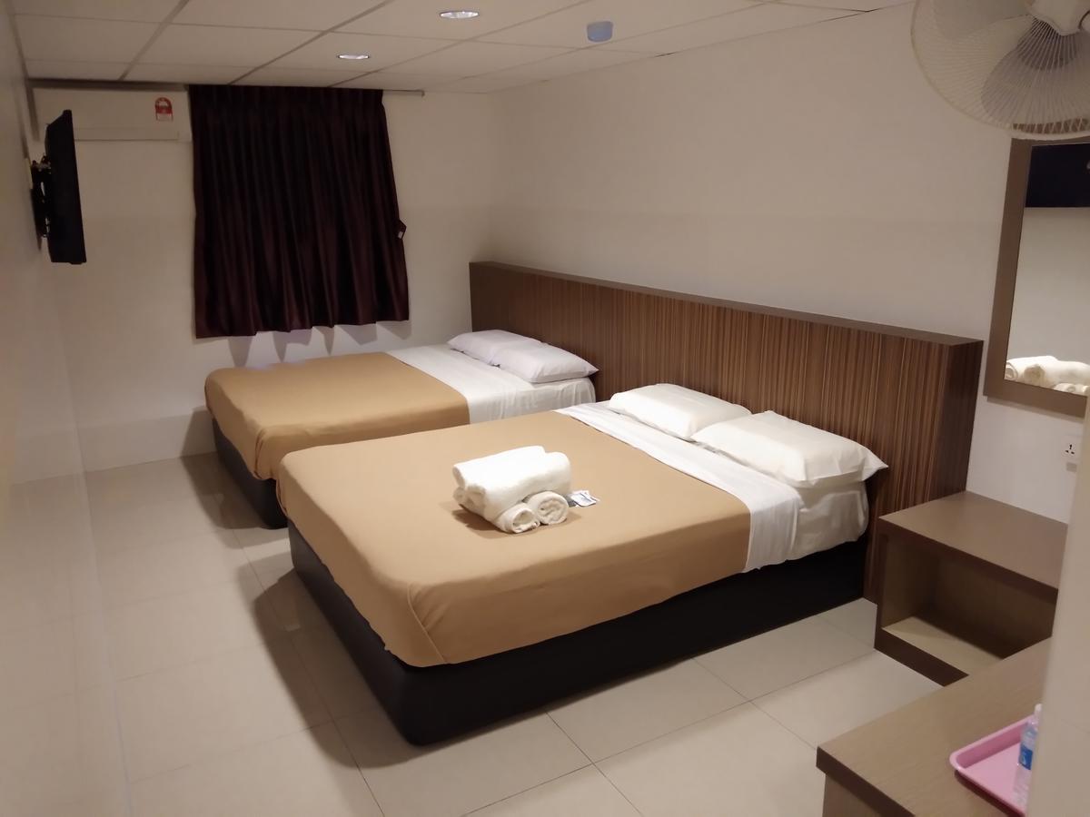 Queen Room Two Queen Beds